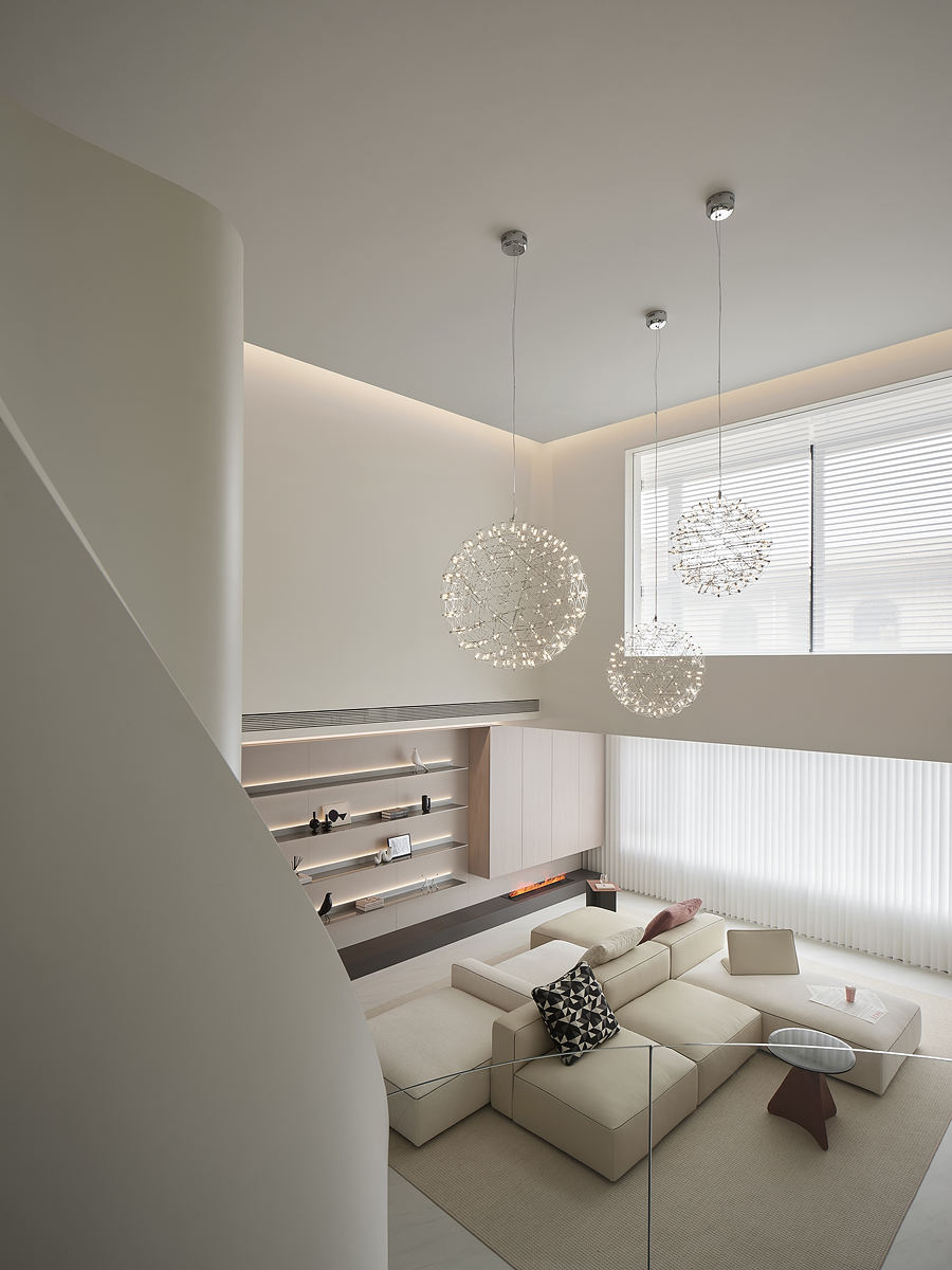 1697599336160084.jpg 2.jpg